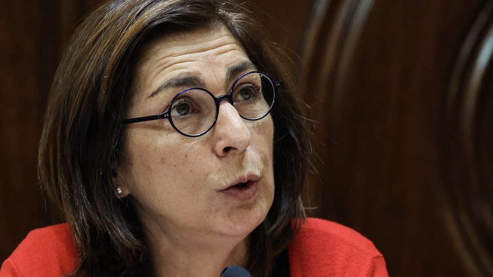 A ministra Adjunta e dos Assuntos Parlamentares, Ana Catarina Mendes, intervém durante a sua audição perante a Comissão de Assuntos Constitucionais, Direitos, Liberdades e Garantias, na Assembleia da República, em Lisboa, 18 de janeiro de 2023. MIGUEL A. LOPES/LUSA