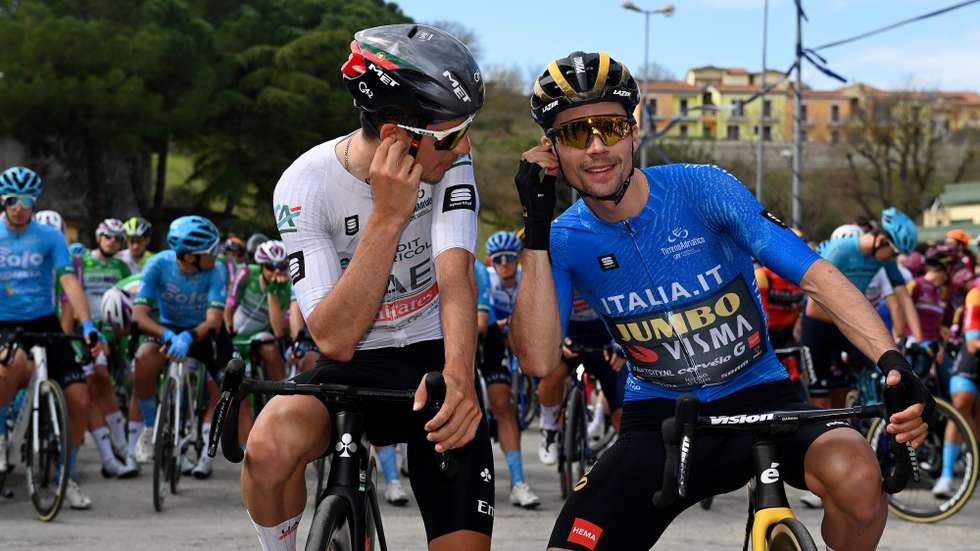 João Almeida voltou a terminar no pódio numa corrida ganha por Primoz Roglic, neste caso em disputa direta com Remco Evenepoel