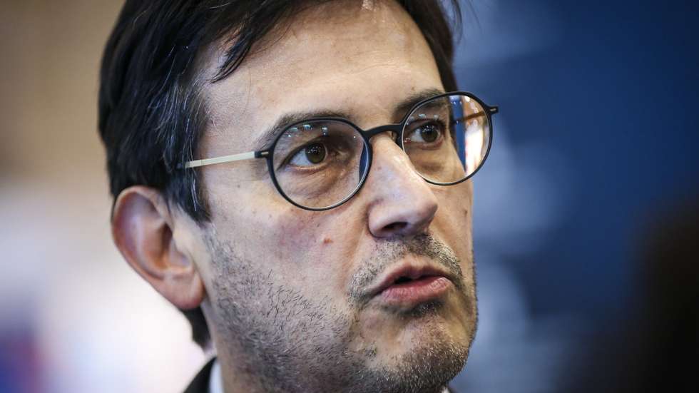 O presidente da Iniciativa Liberal (IL), Rui Rocha, fala aos jornalistas durante a visita à Futurália na FIL (Feira Internacional de Lisboa), em Lisboa, 24 de março de 2023. RODRIGO ANTUNES/LUSA