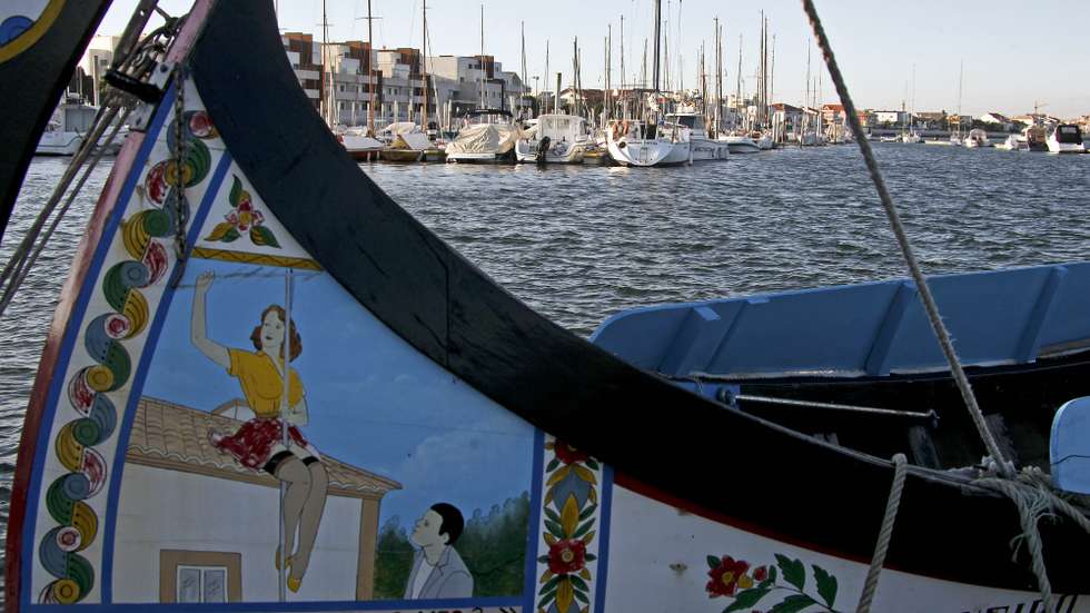 Barcos de recreio no Clube de Vela da Costa Nova, um dos que viu a procura de aluguer de lugares de estacionamento pago diminuir e tem lugares disponíveis, na Praia da Costa Nova, Ílhavo, 16 de setembro de 2013. (ACOMPANHA TEXTO) PAULO NOVAIS / LUSA