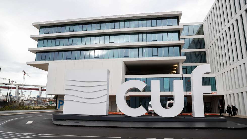 Fachada do Hospital da CUF Tejo, que recebeu esta manha a visita do  primeiro-ministro, António Costa (ausente da fotografia), para assistir ao processo de vacinação de profissionais de saúde do setor privado, em Lisboa, 05 de fevereiro de 2021. ANTÓNIO COTRIM/LUSA