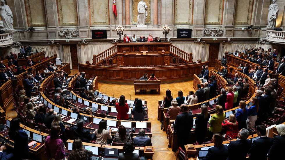 Os deputados confirmaram o Decreto da Assembleia da República n.º 43/XV/1.ª: que Regula as condições em que a morte medicamente assistida não é punível e altera o Código Penal, com 129 votos a favor, e 81 contra, na Assembleia da República, em Lisboa, 12 de maio de 2023. TIAGO PETINGA/LUSA