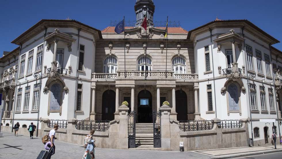 Edifício da Câmara Municipal de Vila Nova de Gaia, 26 de julho de 2022. JOSÉ COELHO/LUSA
