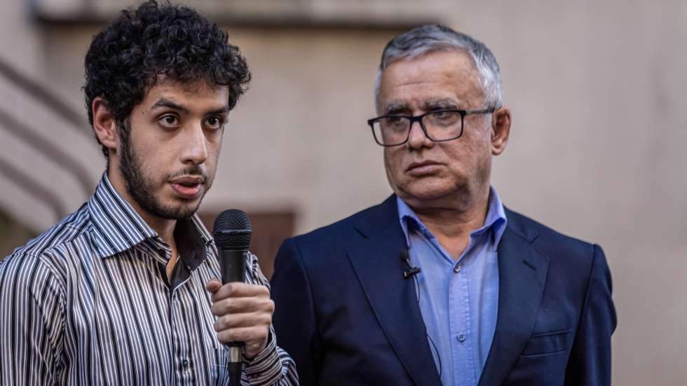 epa10903913 Taghi Rahmani (R), husband of Iranian rights campaigner and 2023 Nobel Peace Prize laureate Narges Mohammadi, speaks to medias with his son Ali (L) during a press conference in Paris, France, 06 October 2023. Iranian activist Narges Mohammadi was awarded the Nobel Peace Prize on 06 October 2023 'for her fight against women's oppression in Iran and her fight to promote human rights and freedom for all,' the Norwegian Nobel Committee’s chairwoman said during the award ceremony in Oslo.  EPA/CHRISTOPHE PETIT TESSON