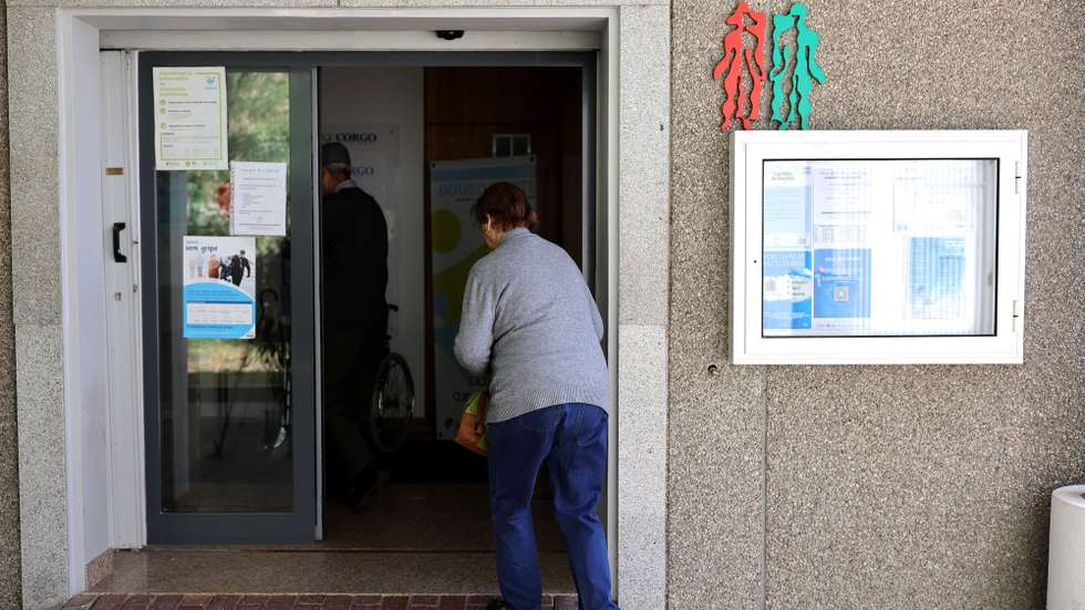 Regulamentação das unidades de saúde familiar publicada em Diário da República