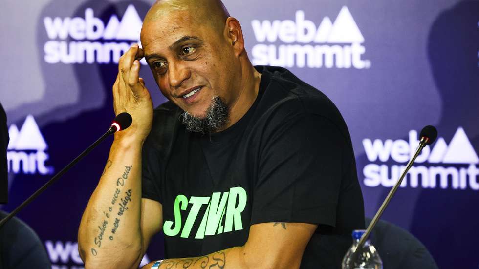 O ex-futebolista brasileiro, Roberto Carlos, da Striver participa na cimeira tecnológica Web Summit 2023, a decorrer na FIL/Parque das Nações em Lisboa, 14 de novembro de 2023. MANUEL DE ALMEIDA/LUSA