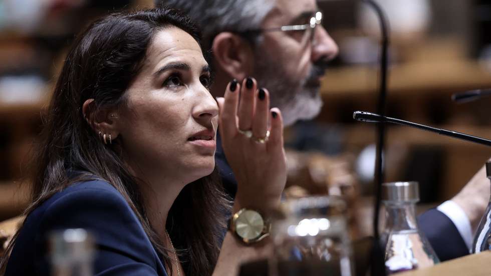 A ministra da Habitação, Marina Gonçalves, intervém durante a sua audição na Comissão de Orçamento e Finanças, no âmbito da apreciação, na especialidade, da Proposta de Lei n.º 109/XV/2.ª (GOV) — Aprova o Orçamento do Estado para 2024, Assembleia da República em Lisboa, 9 de novembro de 2023. CARLOS M. ALMEIDA/LUSA