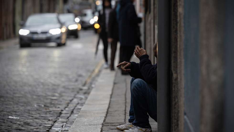 Mais de 10.700 pessoas viviam como sem-abrigo em 2022
