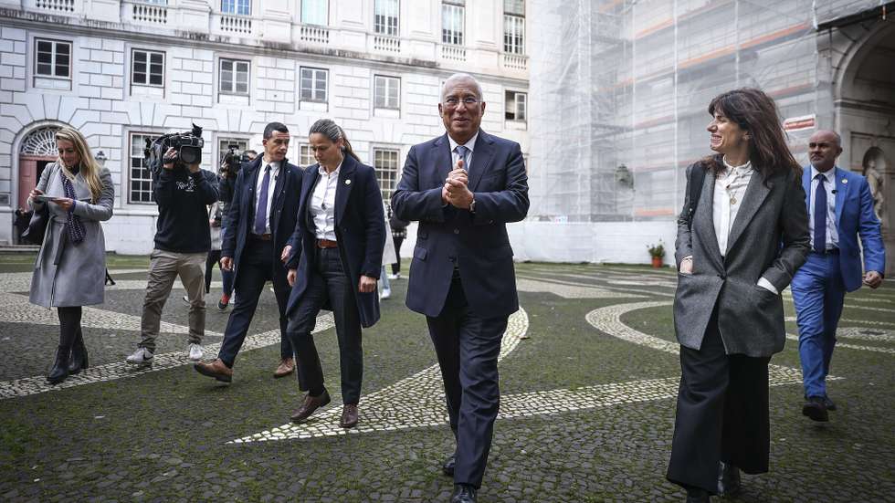 O primeiro-ministro, António Costa, à chegada para a cerimónia que assinala a entrada em funcionamento das novas empresas de gestão do Património Cultural: a Museus e Monumentos de Portugal, E.P.E. e o Património Cultural, I.P., Lisboa, 04 de janeiro de 2024. Nesta cerimónia são também apresentadas as primeiras aquisições, realizadas em 2023, pela recém-criada Comissão de Aquisição de Obras de Arte para os Museus e Palácios Nacionais. RODRIGO ANTUNES/LUSA