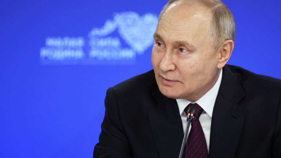 epa11083066 Russian President Vladimir Putin meets with heads of municipalities in the constituent entities of Russia as part of the All-Russian Municipal Forum 'Small Motherland - the Strength of Russia', in Odintsovo, Moscow region, Russia, 16 January 2024. It is impossible to force Russia to abandon the gains achieved during a special military operation, said Vladimir Putin during a meeting.  EPA/SERGEI SAVOSTYANOV / SPUTNIK / KREMLIN POOL MANDATORY CREDIT