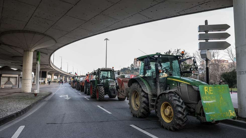 Trator agrícola