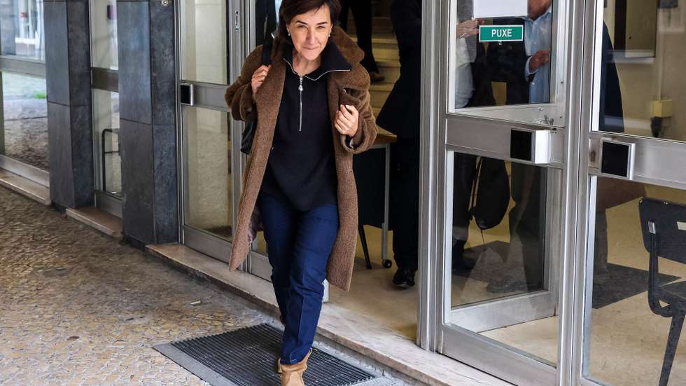 A ministra da da Agricultura e da Alimentação, Maria do Céu Antunes, no final da reunião com elementos da Comissão Independente de Agricultores do Baixo Mondego, na Direção Regional de Agricultura de Coimbra, 06 de fevereiro de 2024. PAULO NOVAIS/LUSA