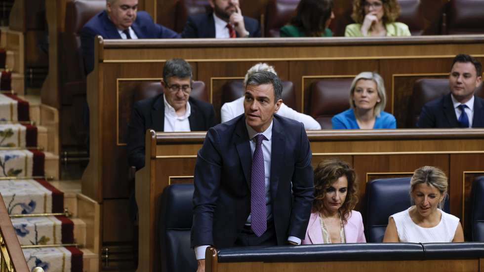 epa11379127 Spain's First Minister Pedro Sanchez vote in the plenary session where the so-called Amnesty Law was approved at the Lower House in Madrid, Spain, 30 May 2024. The bill was passed at the parliament with 177 votes in favor and 172 against. The Amnesty Law is part of the deal struck by the Spanish Prime Minister's PSOE party to form a coalition Government with the support of Catalan and Basque pro-independent parties following the elections in July 2023. The bill would grant amnesty to people facing legal issues for involvement in Catalonia's failed 2017 independence bid.  EPA/JJ Guillen