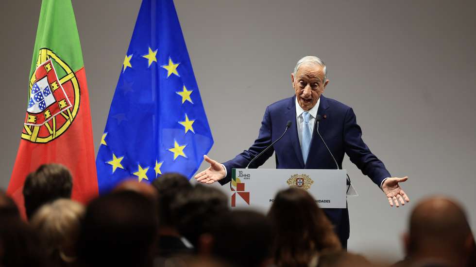 O Presidente da República, Marcelo Rebelo de Sousa, discursa durante um encontro com a comunidade portuguesa em Zurique, no âmbito das Comemorações do 10 de Junho, Dia de Portugal, de Camões e das Comunidades Portuguesas, Suíça, 12 de junho de 2024. ESTELA SILVA/LUSA