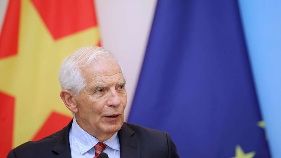 epa11507808 European Union High Representative for Foreign Affairs and Security Policy Josep Borrell speaks during a joint press briefing Vietnamese Foreign Minister Bui Thanh Son (not pictured) after a meeting at the Government Guesthouse in Hanoi, Vietnam, 30 July 2024. Borrell is on an official visit to Vietnam from 29 to 31 July 2024.  EPA/LUONG THAI LINH