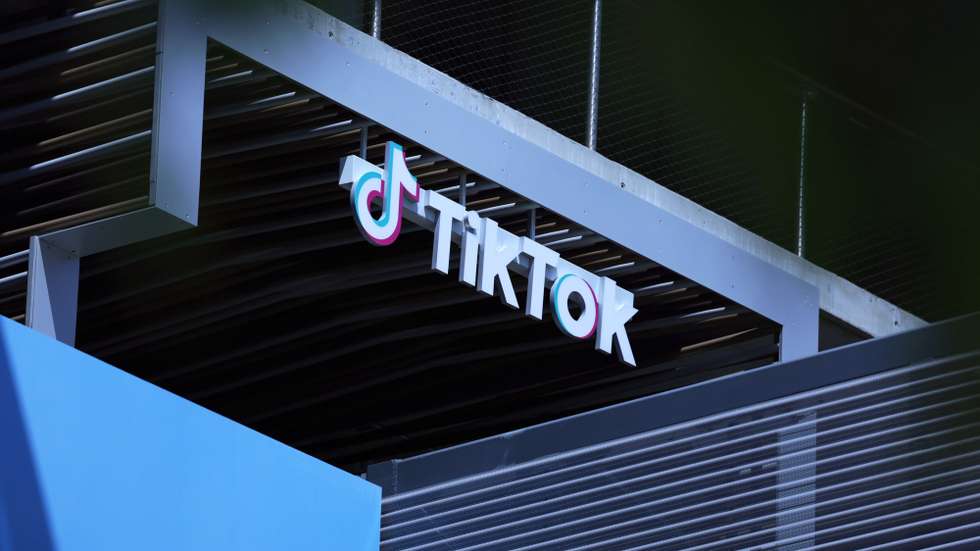 epa11298580 A sign is on display at TikTok in Los Angeles, California, USA, 24 April 2024. US President Biden signed on 24 April a law that would ban Chinese-owned TikTok unless it is sold within a year.  EPA/ALLISON DINNER