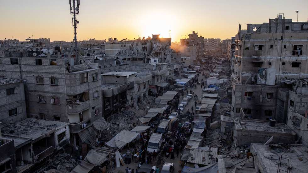epa11537505 Palestinians flee from Khan Yunis after a new evacuation order was issued by the Israel Defense Forces (IDF), Khan Yunis camp in the southern Gaza Strip, 08 Aug 2024. Since 07 October 2023, up to 1.7 million people, or more than 75 percent of the population, have been displaced throughout the Gaza Strip, some more than once, in search of safety, according to the United Nations Relief and Works Agency for Palestine Refugees in the Near East (UNRWA), which added that the Palestinian enclave is 'on the brink of famine', with 1.1 million people (half of its population) 'experiencing catastrophic food insecurity' due to the conflict and restrictions on humanitarian access.  EPA/HAITHAM IMAD
