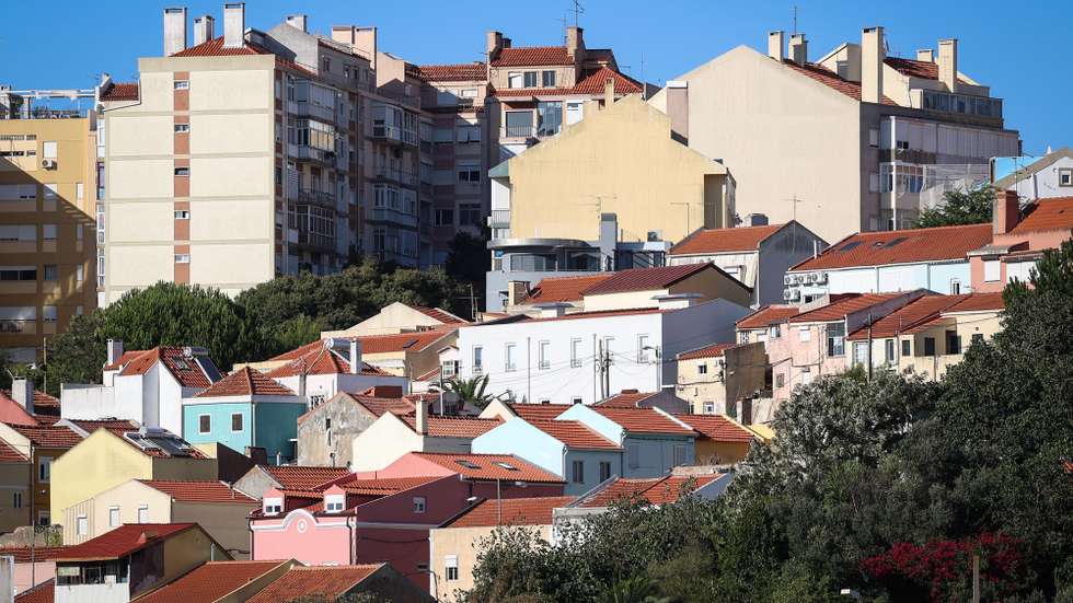 Bairro residencial, em Lisboa, 06 de agosto de 2024. Habitação. Imobiliário. ANTÓNIO PEDRO SANTOS/LUSA