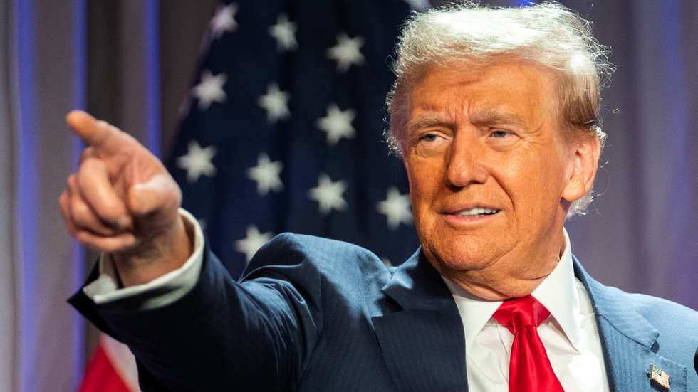 epa11718828 US President-elect Donald Trump gestures during a meeting with House Republicans at the Hyatt Regency hotel in Washington, DC, USA, 13 November 2024.  EPA/ALLISON ROBBERT / POOL
