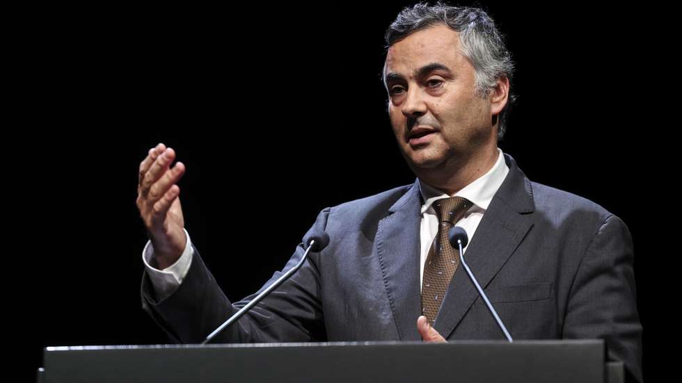 O ministro da Educação, Ciência e Inovação, Fernando Alexandre intervém na apresentação do Plano Estratégico 2024-2029 do Plano Nacional das Artes (PNA), esta tarde no CCB em Lisboa, 21 de outubro de 2024. MIGUEL A. LOPES/LUSA