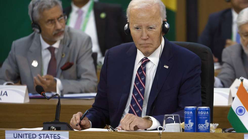 epa11729433 US President Joe Biden attends the second day of the G20 Summit of Heads of State, in Rio de Janeiro, Brazil, 19 November 2024. The G20 Summit brings together leaders from 55 nations and organizations on 18 and 19 November at the Museum of Modern Art in Rio de Janeiro.  EPA/SEBASTIAO MOREIRA
