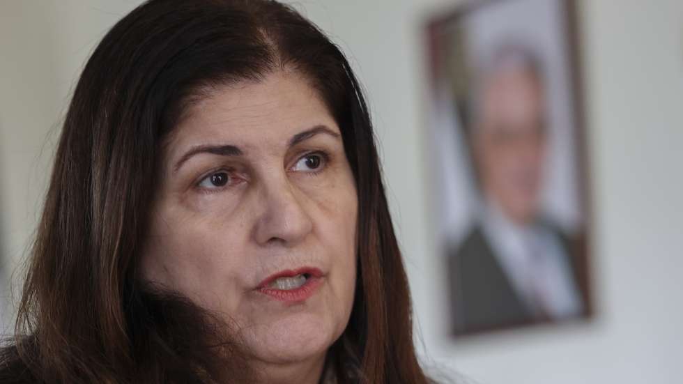 A ministra de Estado do Ministério dos Negócios Estrangeiros e dos Expatriados Palestiniano, Varsen Aghabekian Shahin, durante entrevista à Agência Lusa, em Lisboa, 25 de novembro de 2024. A Autoridade Palestiniana (AP) afirmou hoje esperar que a futura administração norte-americana, de Donald Trump, ajude a pôr cobro à guerra na Palestina e que garanta junto de Israel a solução de dois Estados a viverem em paz. JOÃO RELVAS/LUSA