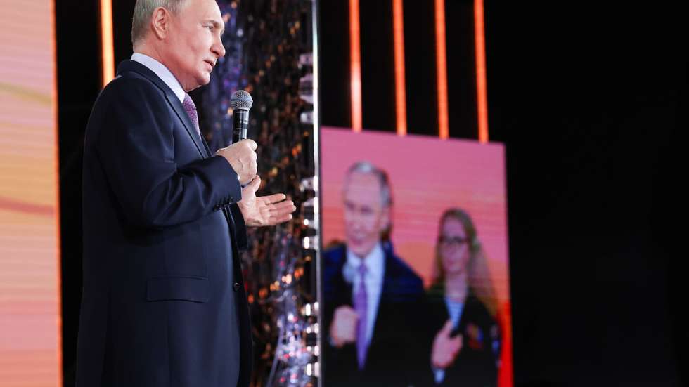 epa11758937 Russian President Vladimir Putin speaks during 'We Are Together' international prize awarding ceremony as part of the 'We Are Together International Civil Participation Forum' in Moscow, Russia, 05 December 2024.  EPA/MAXIM BLINOV / KREMLIN / POOL