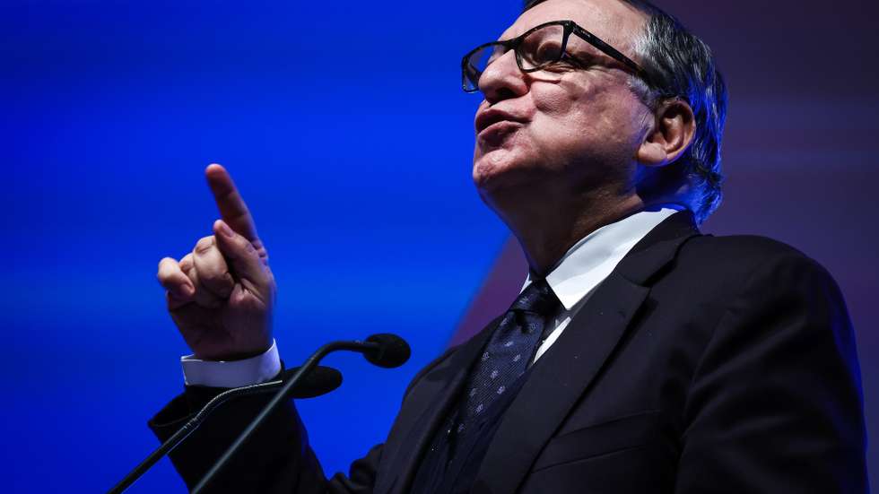 José Manuel Durão Barroso, intervém durante o encontro Fora da Caixa  "Acontecimentos Globais: Que Impacto na Economia?”, organizado pela Caixa Geral Depósitos, em Lisboa, 16 de dezembro de 2024. RODRIGO ANTUNES/LUSA