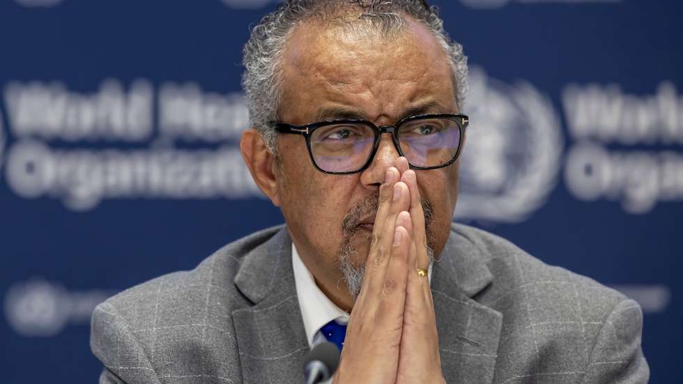 epaselect epa11768895 Tedros Adhanom Ghebreyesus, Director General of the World Health Organization (WHO), talks to the media during a press conference organized by the Geneva Association of United Nations Correspondents (ACANU), at the World Health Organization (WHO) headquarters in Geneva, Switzerland, 10 December 2024.  EPA/SALVATORE DI NOLFI