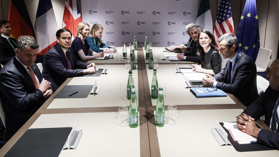 epa11897966 EU High Representative for Foreign Affairs and Security Policy Kaja Kallas (3-L), US Secretary of State Marco Rubio (2-L), British Foreign Secretary David Lammy (R), Italian Foreign Minister Antonio Tajani (4-R) and German Foreign Minister Annalena Baerbock (3-R) attend the meeting of Foreign Ministers the Transatlantic Quint during the 61st Munich Security Conference (MSC), in Munich, Germany, 15 February 2025. High-level international decision-makers meet at the 61st Munich Security Conference in Munich from 14 to 16 February 2025 during their annual meeting to discuss global security issues.  EPA/RONALD WITTEK / POOL