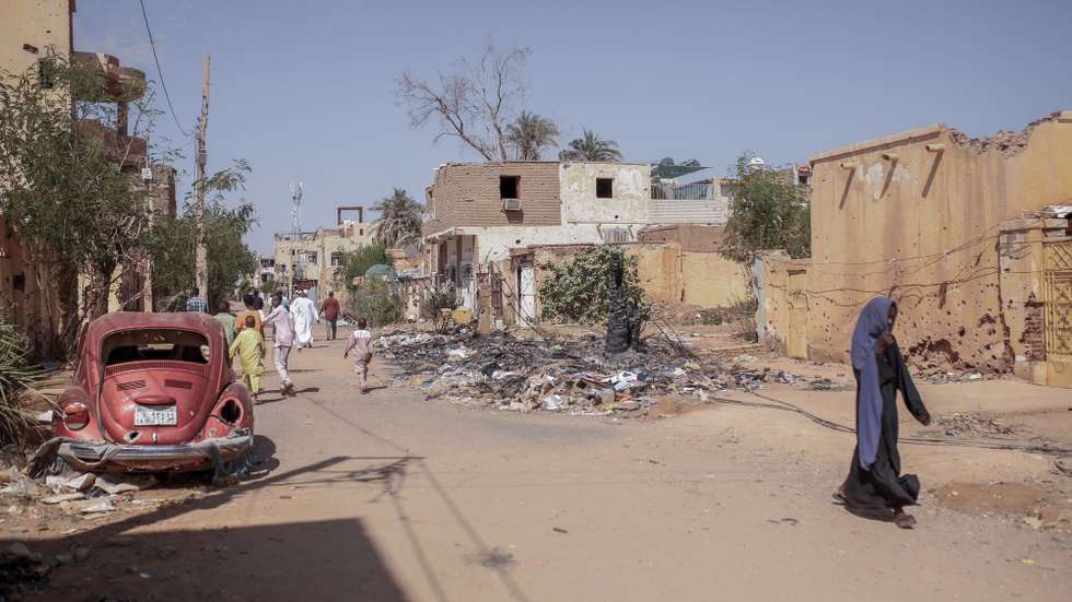 epa11700438 A woman walks along a street in Omdurman, Sudan, 01 November 2024 (issued 04 November 2024). On 02 November, Omdurman was under the control of the Sudanese Armed Forces. A civil war broke out April 2023 between the Sudanese military led by army chief Abdel Fattah al-Burhan, and the paramilitary Rapif Support Forces (RSF) led by Mohamed Hamdan Dagalo, the former Deputy Chairman of the Transitional Sovereignty Council of Sudan.The International Office for Migration (IOM) estimates that spme eight million people have been displaced internally or to neighbouring countries since April 2023.  EPA/Sara Creta