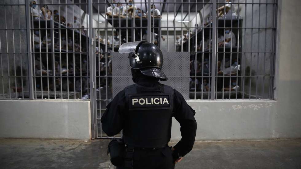 epa12010567 A policeman guards a cell at the Terrorism Confinement Center (Cecot) in Tecoluca, El Salvador, 04 April 2025. Head of Costa Rica's Justice and Peace Ministry, Gerald Campos Valverde, toured the Cecot, El Salvador's maximum security prison, a symbol of President Nayib Bukele's 'war' against gangs, as part of an official visit to the Central American country.  EPA/RODRIGO SURA