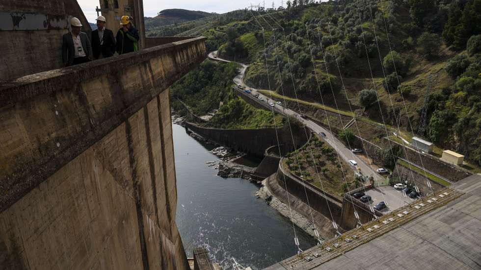 Paisagem do Rio Zêzere na barragem do Castelo do Bode, a primeira barragem 5G de Portugal e do espaço Ibérico, em Castelo do Bode, Santarém, 04 de abril de 2024. (ACOMPANHA TEXTO DA LUSA DO DIA 08 DE ABRIL DE 2024). MIGUEL A. LOPES/LUSA