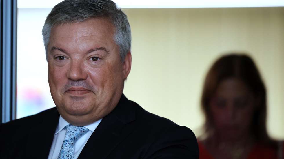 O presidente da Área Metropolitana do Porto, Eduardo Vítor Rodrigues, à saída da reunião do Conselho Metropolitano do Porto, na Sede da Área Metropolitana do Porto, 03 de setembro 2024. ESTELA SILVA/LUSA