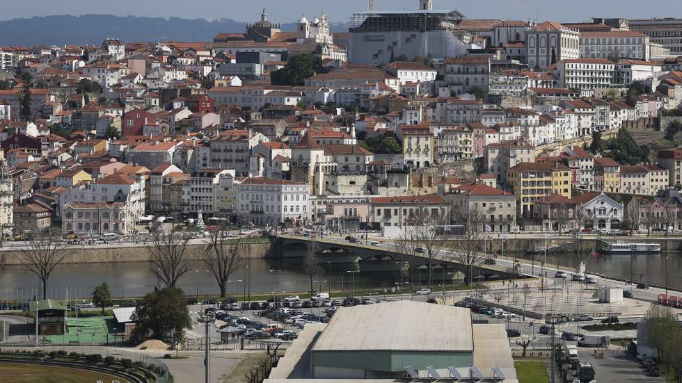 A cidade de Coimbra vista do Mosteiro de Santa Clara-a-Nova, 27 de março de 2025. PAULO NOVAIS/LUSA