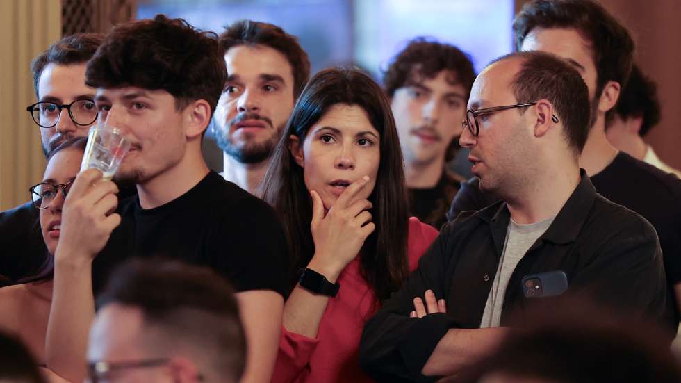 The Leader of the Left Bloc (BE), Mariana Mortagua (C) reacts to the first results at the campaign headquarters in Lisbon, Portugal, 18 May 2025. More than 10.8 million voters living in Portugal and abroad will be asked to vote in these early parliamentary elections on 18 May and choose from among the 21 competing political forces the party they believe should form the next government and elect the 230 seats of the Assembly of the Republic for the next legislature. JOAO RELVAS/LUSA