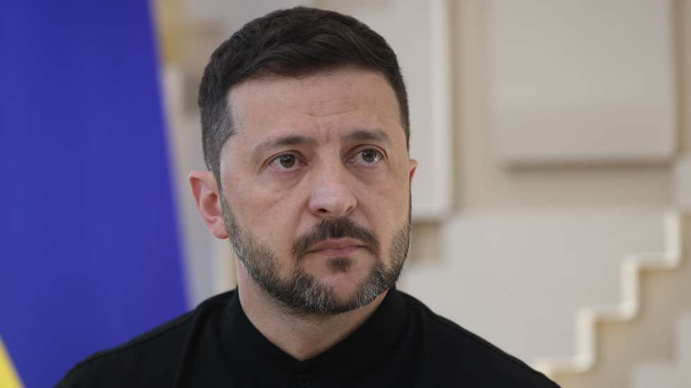 epa12102945 Ukrainian President Volodymyr Zelensky attends a press conference at the Embassy of Ukraine in Ankara, Turkey, 15 May 2025. Russian and Ukrainian delegations gather for peace talks in Istanbul.  EPA/NECATI SAVAS
