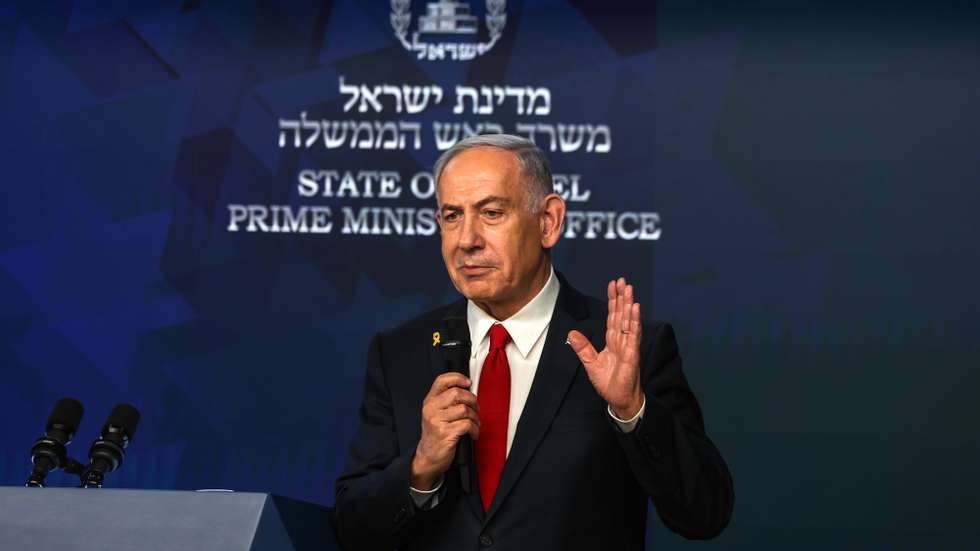epa12123505 Israeli Prime Minister Benjamin Netanyahu addresses a press conference in Jerusalem, 21 May 2025.  EPA/RONEN ZVULUN / POOL