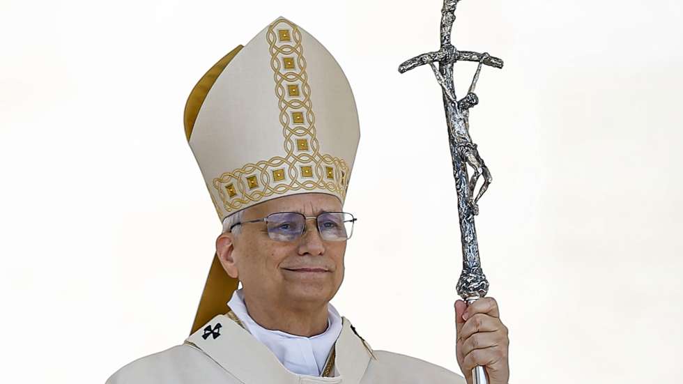 epa12148900 Pope Leo XIV celebrates the Holy Mass for the Jubilee of Families, Children, Grandparents and the Elderly, in Saint Peter's Square, in Vatican City, 01 June 2025.  EPA/ANGELO CARCONI
