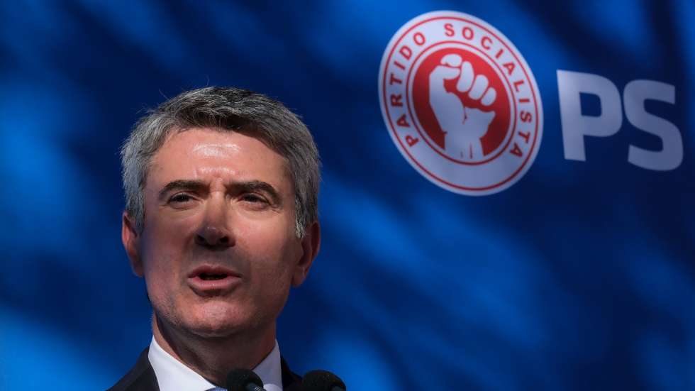 José Luis Carneiro, discursa durante a sua apresentação a secretário-geral do Partido Socialista (PS), na sede nacional do partido, em Lisboa, 07 de Junho de 2025. O ex-ministro José Luís Carneiro apresenta hoje a sua candidatura a secretário-geral do PS, até agora a única na corrida à sucessão de Pedro Nuno Santos, que se demitiu após a derrota nas legislativas de 18 de maio. RUI MINDERICO/LUSA