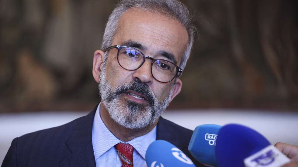 O ministro de Estado e dos Negócios Estrangeiros, Paulo Rangel faz um ponto de situação sobre os portugueses afetados pelo conflito Irão-Israel, Ministério dos Negócios Estrangeiros, Lisboa, 16 de junho de 2025. MIGUEL A. LOPES/LUSA