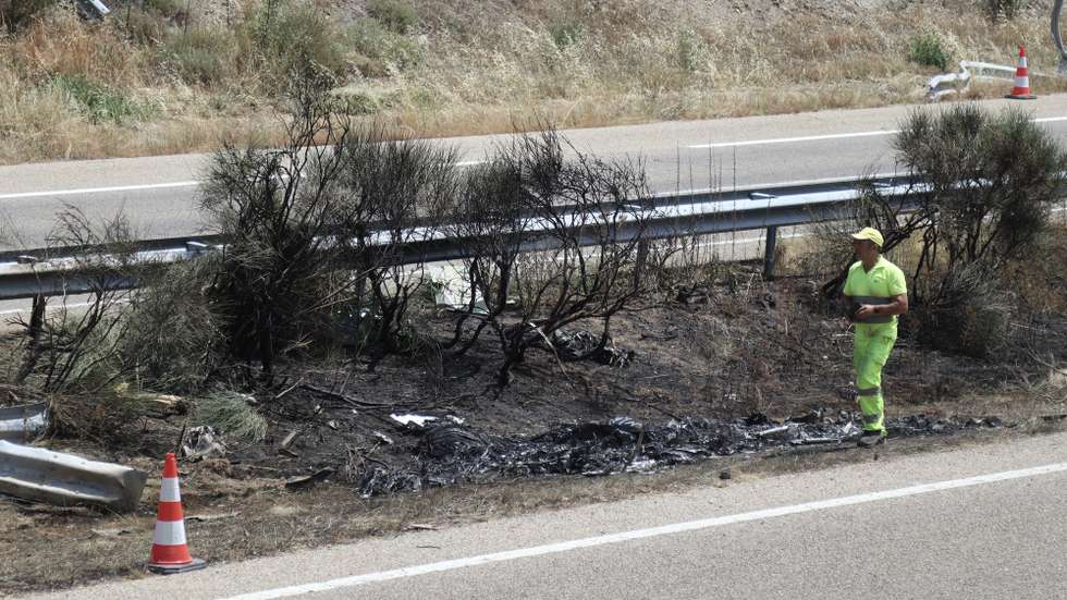 Local do acidente onde o futebolista português Diogo Jota, de 28 anos, e o irmão, de 26, morreram esta madrugada num acidente de viação na A52, em Cernadilla, Zamora, em Espanha, 03 de julho de 2025. Os dois futebolistas morreram na sequência de um despiste do carro na autoestrada Rias Baja, no sentido de Benavente, por motivos desconhecidos, cerca das 00:40 horas locais. MARIAM A. MONTEINOS/EFE/LUSA