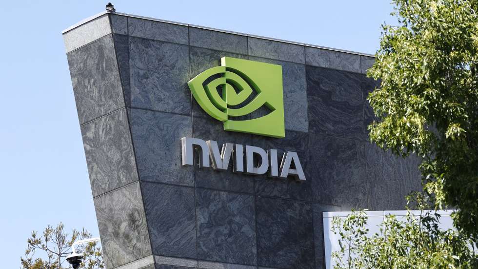 epa12139564 Exterior view and signage at Nvidia Corporation headquarter campus in Santa Clara, California, USA, 27 May 2025. Nvidia will release their earnings report at the end of the trading day on May 28.  EPA/JOHN G. MABANGLO