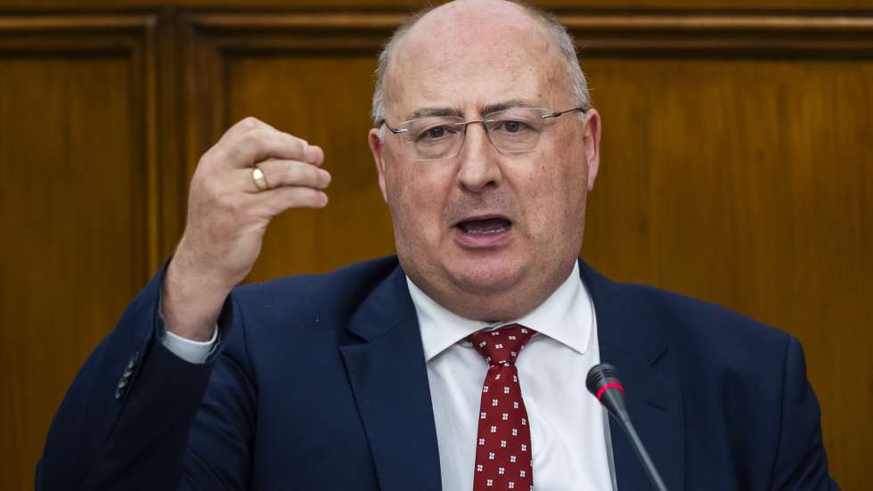 O ministro da Agricultura, José Manuel Fernandes, durante a sua audição na Comissão de Agricultura e Pescas, na Assembleia da República, em Lisboa, 17 de julho de 2025. JOSÉ SENA GOULÃO/LUSA