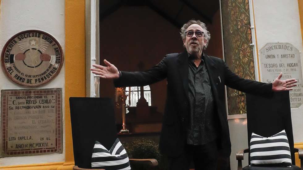 epa12195764 US filmmaker Tim Burton attends a master class at the Dolores Pantheon in Mexico City, Mexico, 24 June 2025.  EPA/Isaac Esquivel