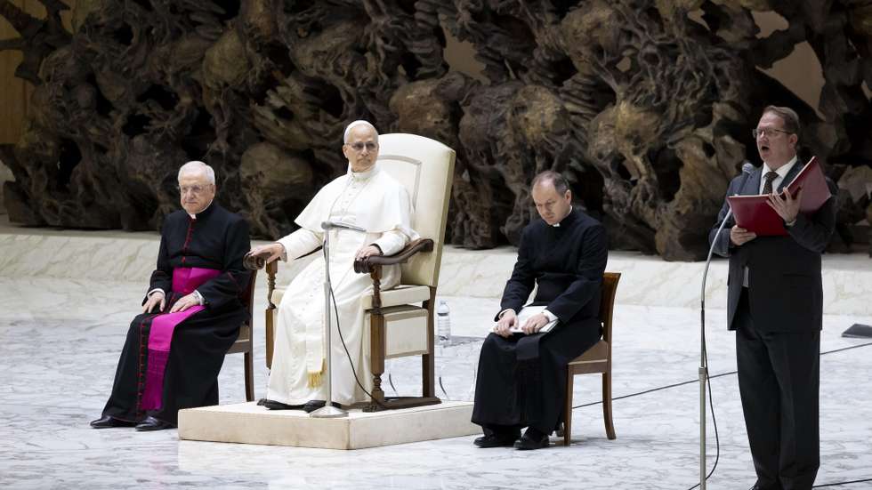 epa12325769 Pope Leo XIV (2-L) attends the weekly general audience in the Paul VI Hall in Vatican City, 27 August 2025.  EPA/MASSIMO PERCOSSI