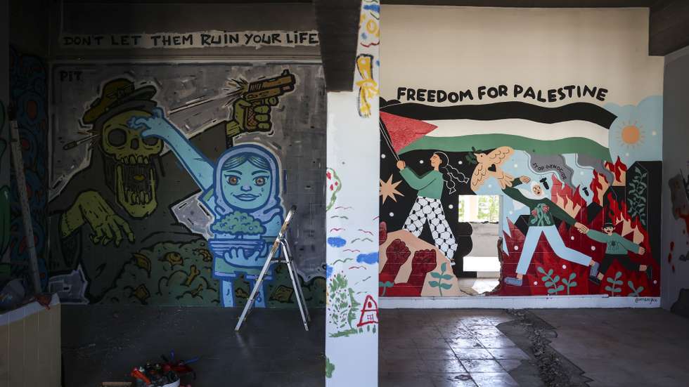 Visita à Red Zone Gallery, uma "galeria" de arte pública dedicada à Palestina, que está a ser criada num espaço abandonado na Póvoa de Santo Iria, 17 de setembro de 2025. (ACOMPANHA TEXTO DE 26 DE SETEMBRO DE 2025). MIGUEL A. LOPES/LUSA