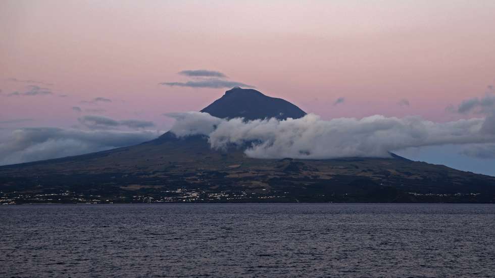 Vista da montanha do Pico, ao largo da ilha do Pico, Açores, 01 de agosto de 2025. NUNO VEIGA/LUSA