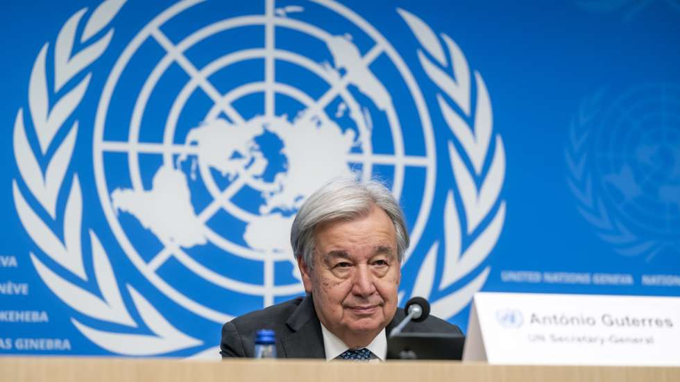 epa12472828 UN Secretary-General Antonio Guterres looks on during a press conference about the Sevilla Forum on Debt launched at UNCTAD16 to tackle the entrenched debt crisis in developing countries at the European headquarters of the United Nations in Geneva, Switzerland, 22 October 2025.  EPA/MARTIAL TREZZINI