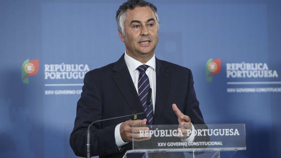 O ministro da Educação, Ciência e Inovação, Fernando Alexandre, intervém na apresentação da nova Agência para a Investigação e Inovação (AI2), esta tarde no Campus XXI em Lisboa, 4 de novembro de 2025. MIGUEL A. LOPES/LUSA